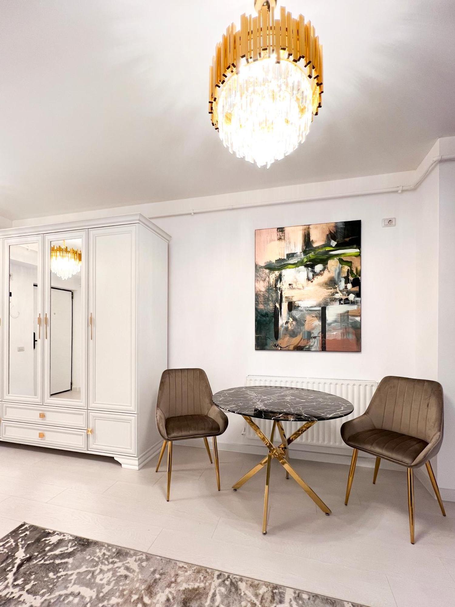 Happy Studio By Rh Living Bukarest Exterior foto